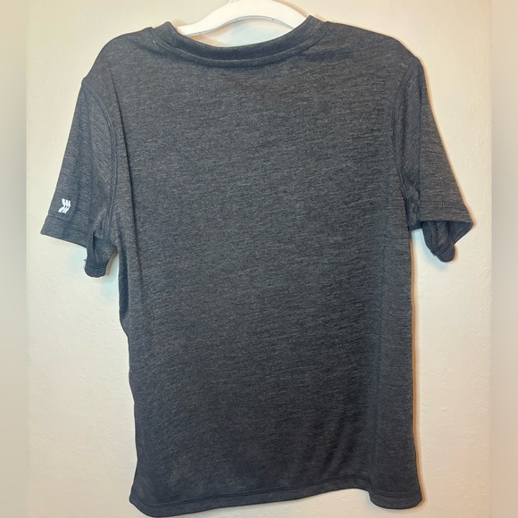 Bundle of THREE Target All in Motion boys shirts. Size M. - Picture 7 of 7